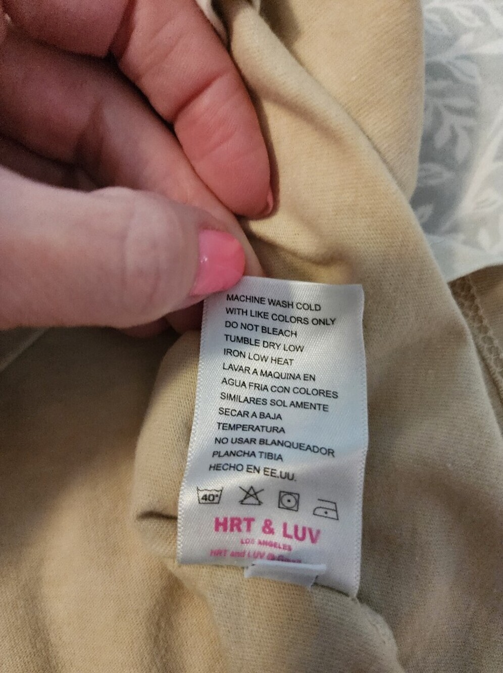 HRT & LUV Nashville Graphic Tee in Beige, Size XL - Picture 7 of 7